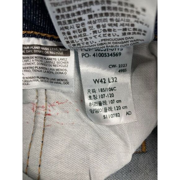 Levi's 501 Blue Dark Wash Button Fly Straight Leg Original Fit Jean Mens 42 x 32 - Picture 4 of 12